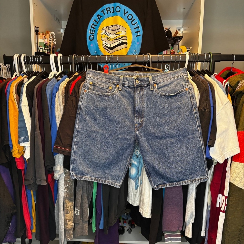 Levi's 405 blue denim shorts W36
